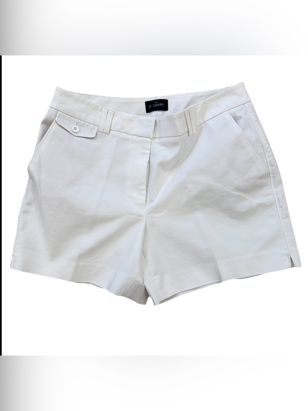 White House Black Market Women's The 5" Short White Classic Chic
